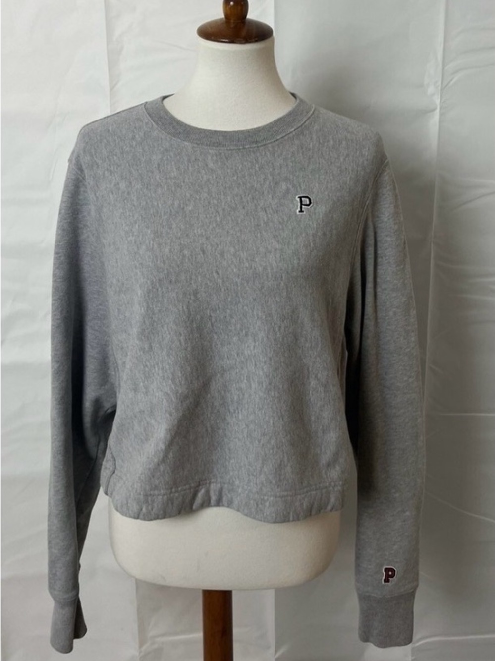 PINK Victoria's Secret Gray Crewneck Sweatshirt with 'P' Embroidery